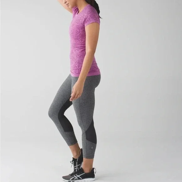 Lululemon Swiftly Tech Short Sleeve Crew Size 6 - Picture 5 of 11